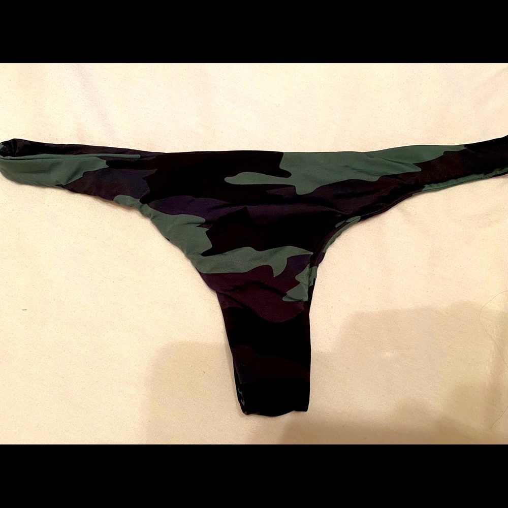 New~Mai classic deluxe bikini bottoms~night camo